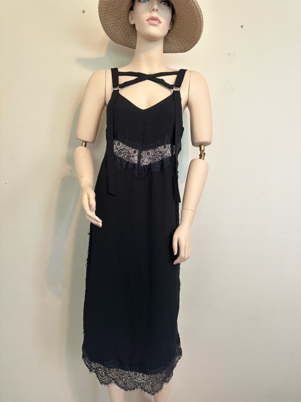 Black Lace Trim Midi Dress Crisscross Straps O-Ring Deta